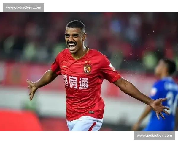 肖赧：东亚杯国足需以成绩为纲，新人培养应服务于战略目标